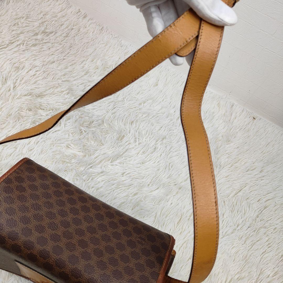 本日限定価格　セリーヌ　ショルダーバッグ　ボックス型　マカダム　トリオンフ