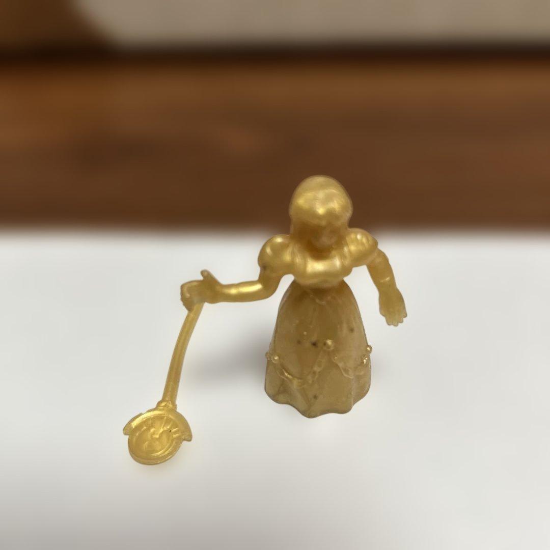 聖闘士星矢　ガシャポン　城戸沙織　当時物