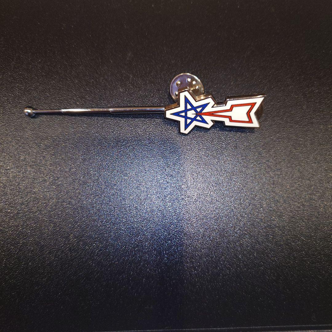 科学特捜隊・流星ピンバッジ2種　美品　限定非売品　ウルトラマン