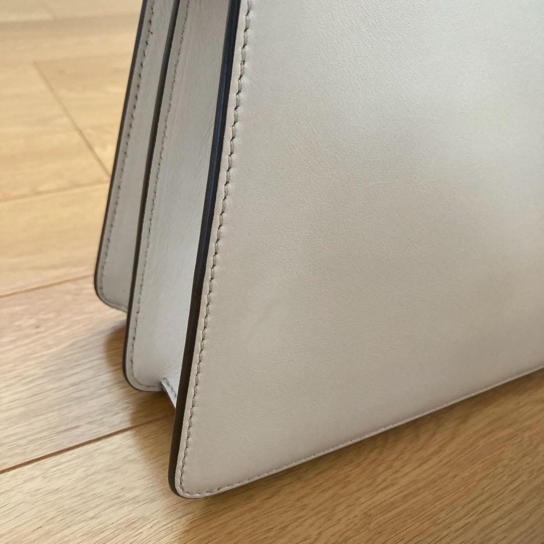 FENDI フェンディ ピーカブー アイシーユー スモール ミニ 白 ホワイト