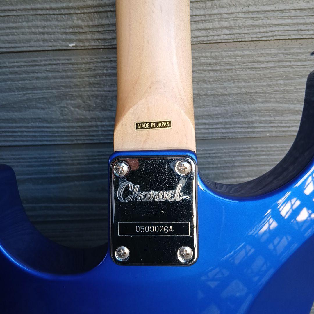 Charvel エレキギター (ブルー) ESPケース付き