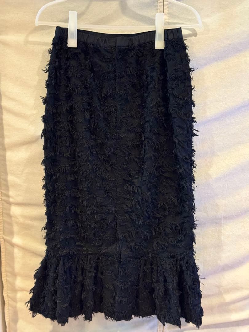 アドニシス　フリンジ　ブラックタイトスカート