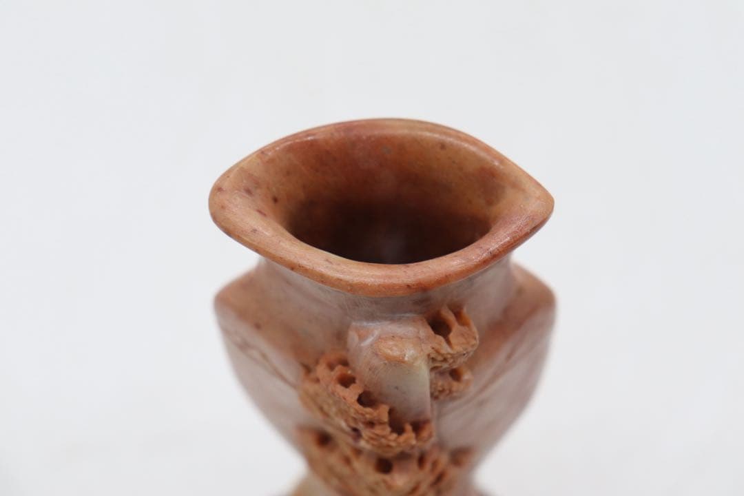 中国寿山石花瓶浮き彫り山水楼閣送料込み250510