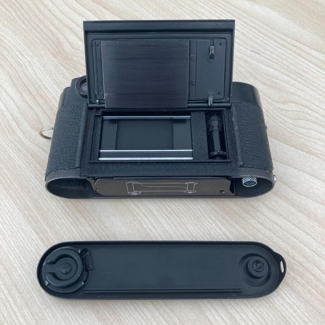 Leica M2後塗りブラックボディのみ Leica M2 ブラック（1961年製）後塗り