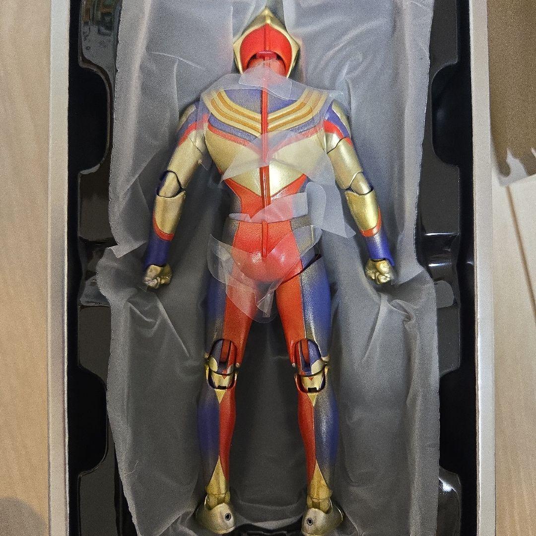 S.H.Figuarts（真骨彫製法）グリッターティガ