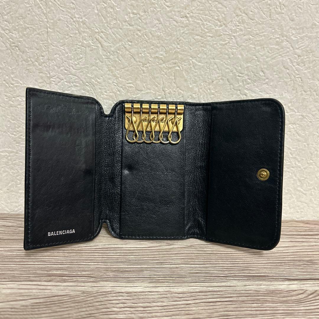 BALENCIAGA ブラック レザー キーケース