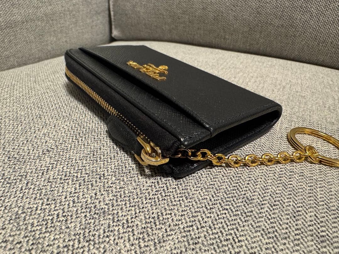 PRADA プラダ　1PP122 サフィアーノ レザー キーチェーン