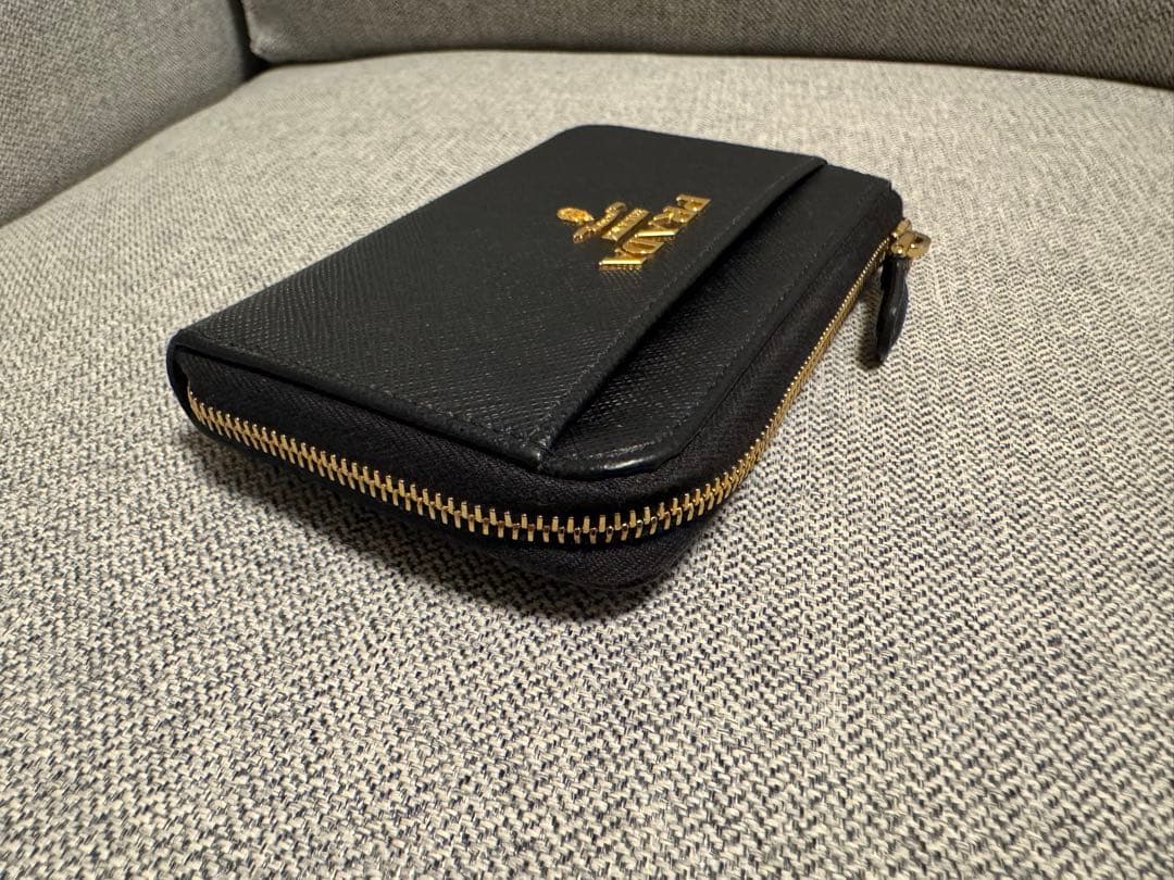 PRADA プラダ　1PP122 サフィアーノ レザー キーチェーン