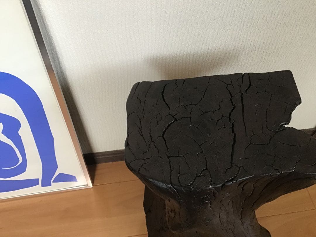 鳥海山神代欅の木製スツール 埋もれ木 自然形状 超稀少