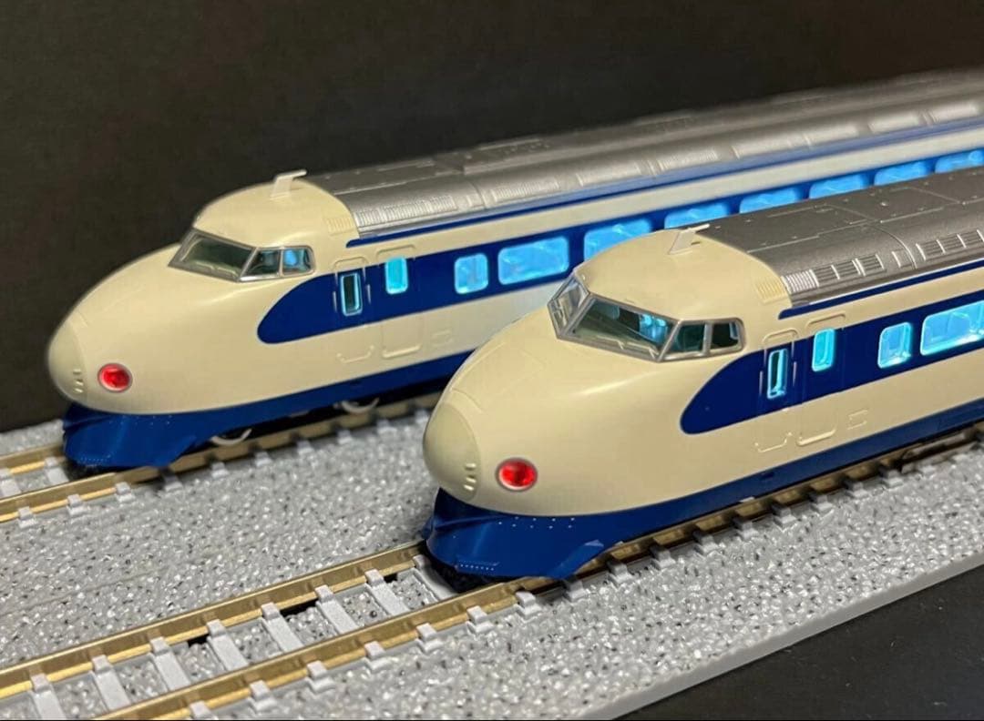 【室内灯付】TOMIX国鉄 0系東海道・山陽新幹線（大窓 初期型・こだま）16両