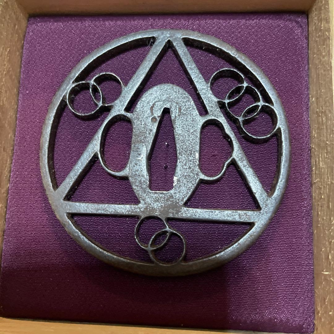 金属製 鍔(つば) 三角形デザイン