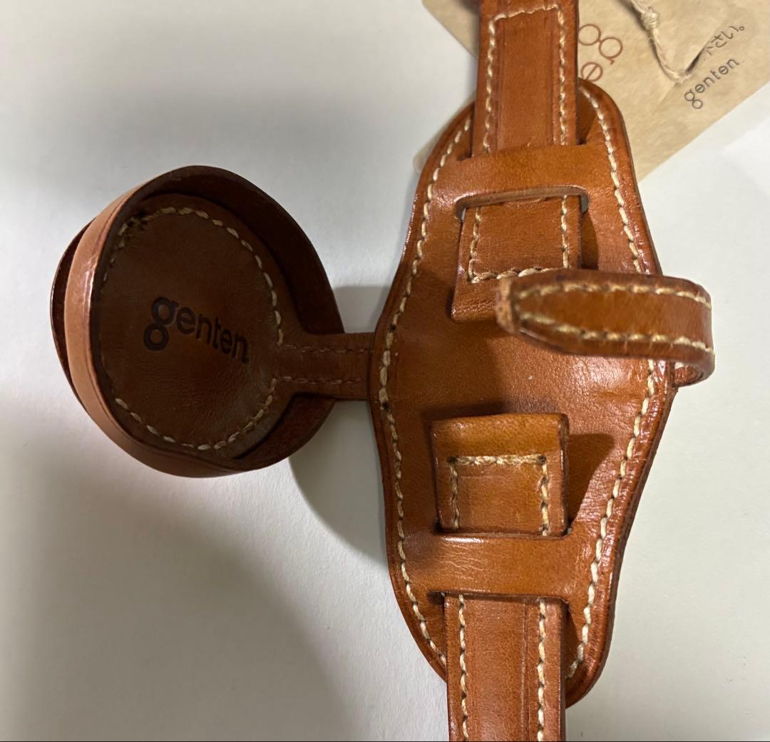 希少品　未使用　genten 時計 レザーベルト　ユニセックス　蓋付き