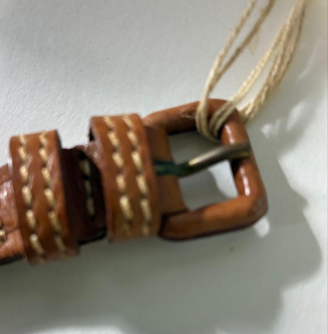 希少品　未使用　genten 時計 レザーベルト　ユニセックス　蓋付き