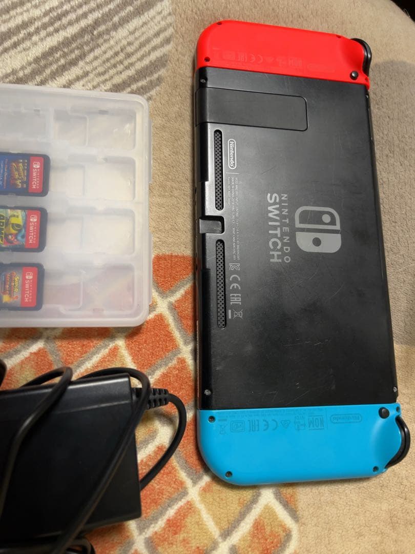 ス*テ様 Nintendo Switch 青/赤 本体 ゲームカードケース付き