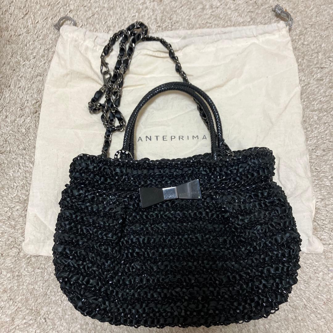 アンテプリマ　チェーン付きバッグ
