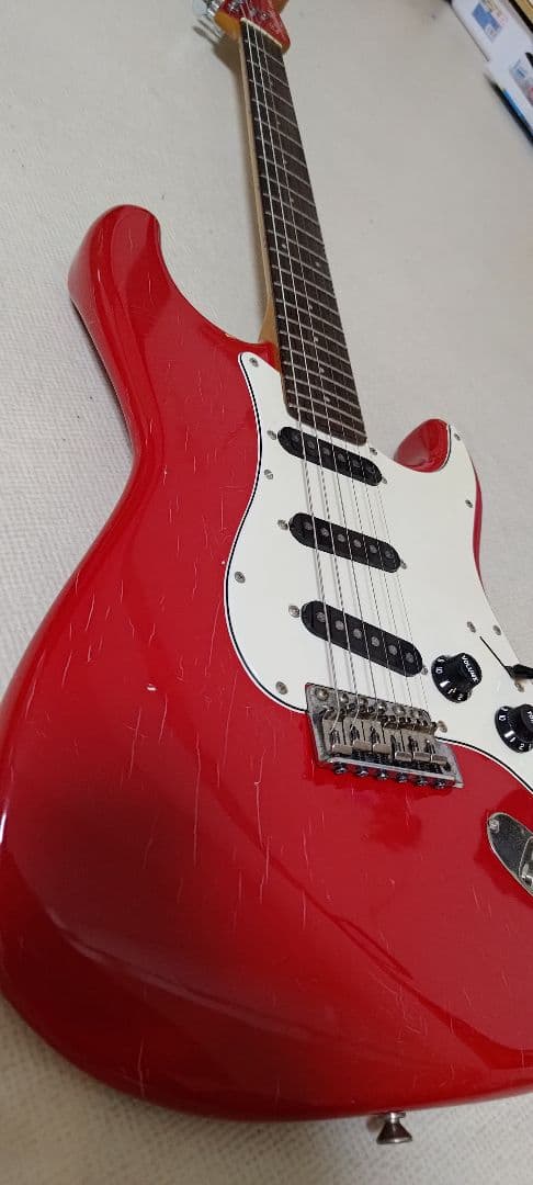 squire fujigen】レッド Stratocaster 85年 - メルカリ