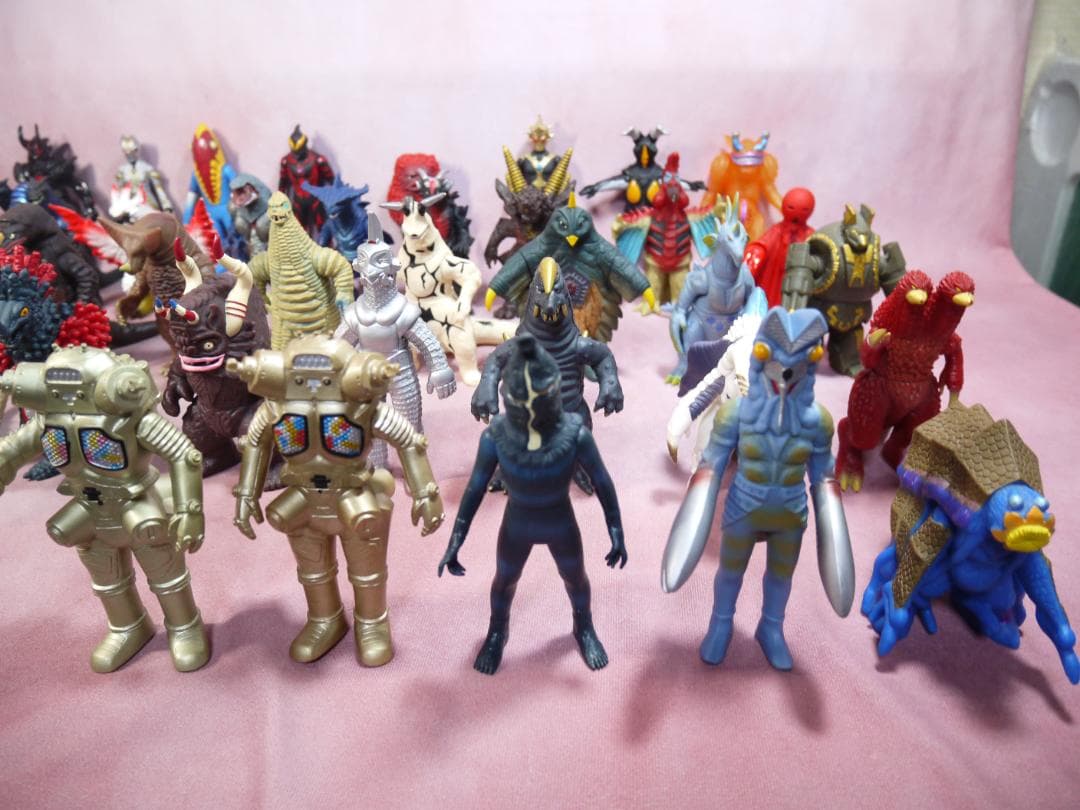 ウルトラマン ソフビ 44体まとめ売り セット おまけつき フィギュア