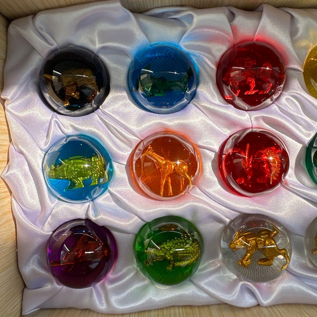 百獣戦隊ガオレンジャー パワーアニマル　ガオレンジャー宝珠　18個セット木箱付き