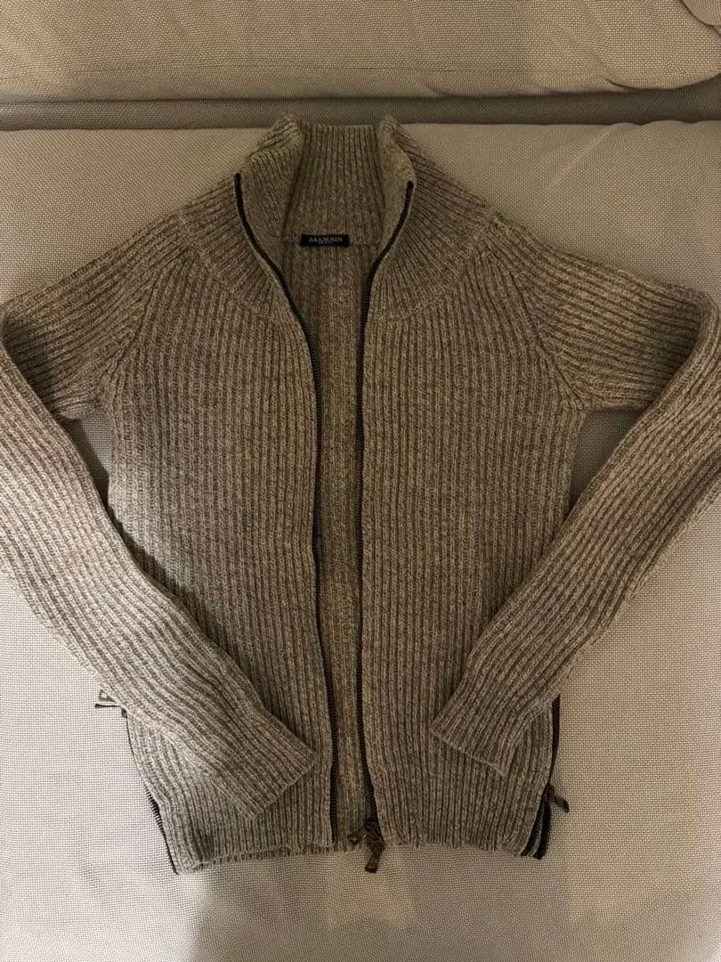 【引っ越し断捨離】バルマン　ハイゲージニットパーカー