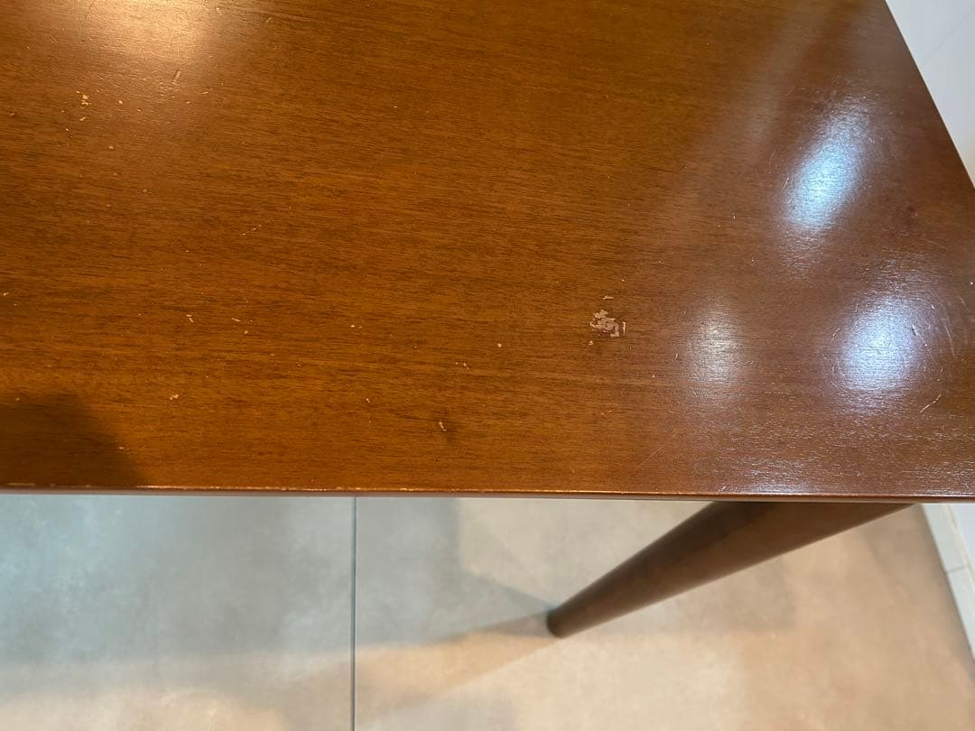 カリモク60+ ダイニングテーブル ウォルナット　送料込み