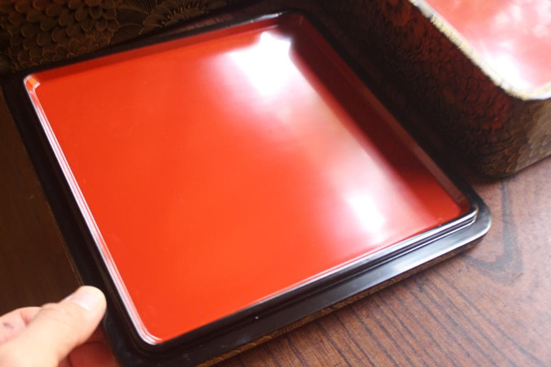 デッドストック！上質黒漆に極上総菊詰沈金の映える輪島塗の台