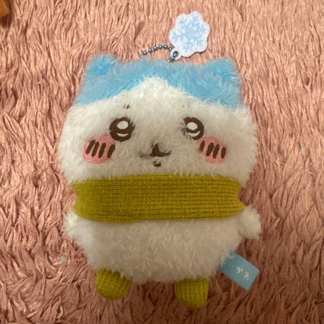 ちいかわ ハチワレ うさぎ マスコット カフェ　冬の装い　マフラー　コック　天使