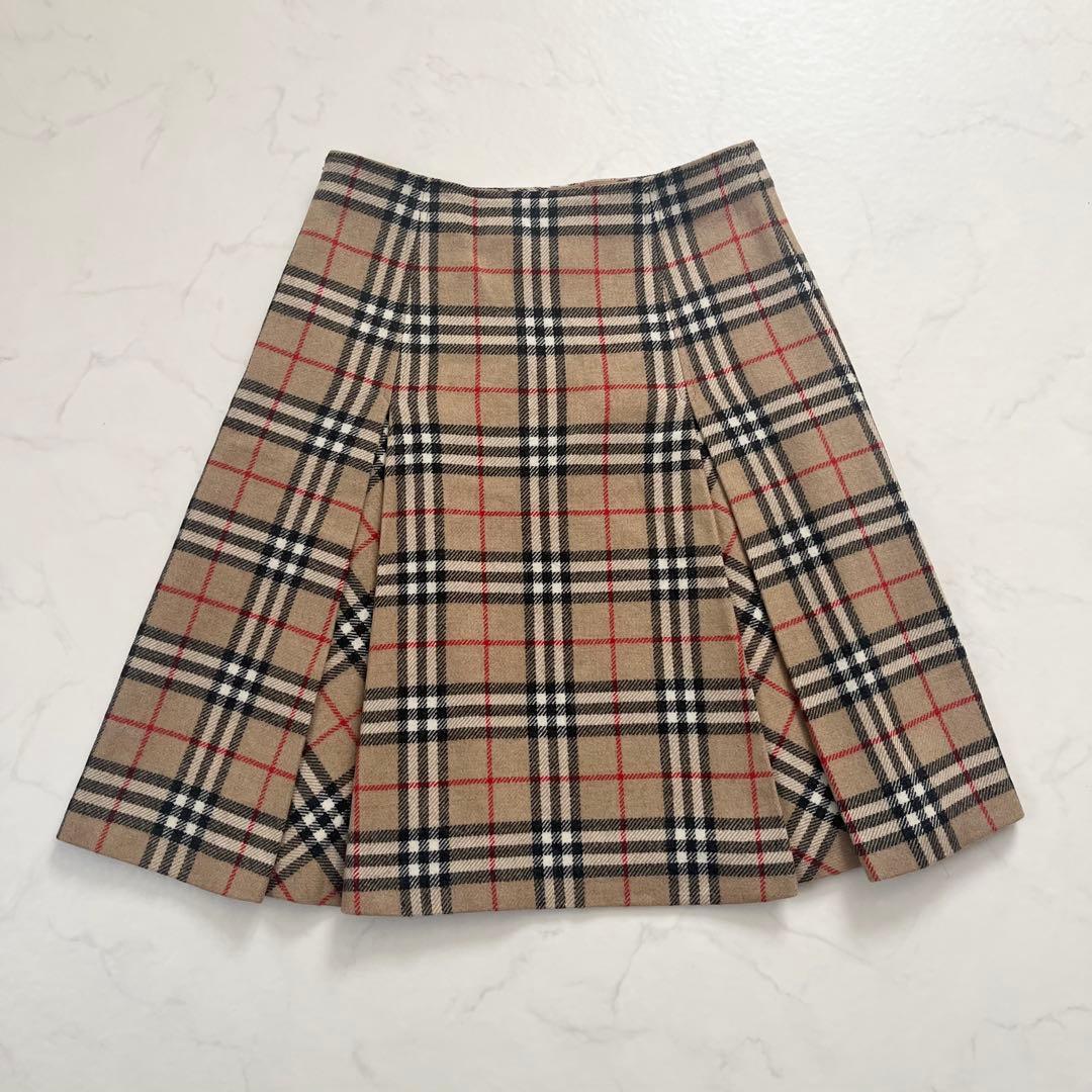 未使用級　希少サイズ　バーバリーロンドン　ノバチェック　プリーツスカート　2XL
