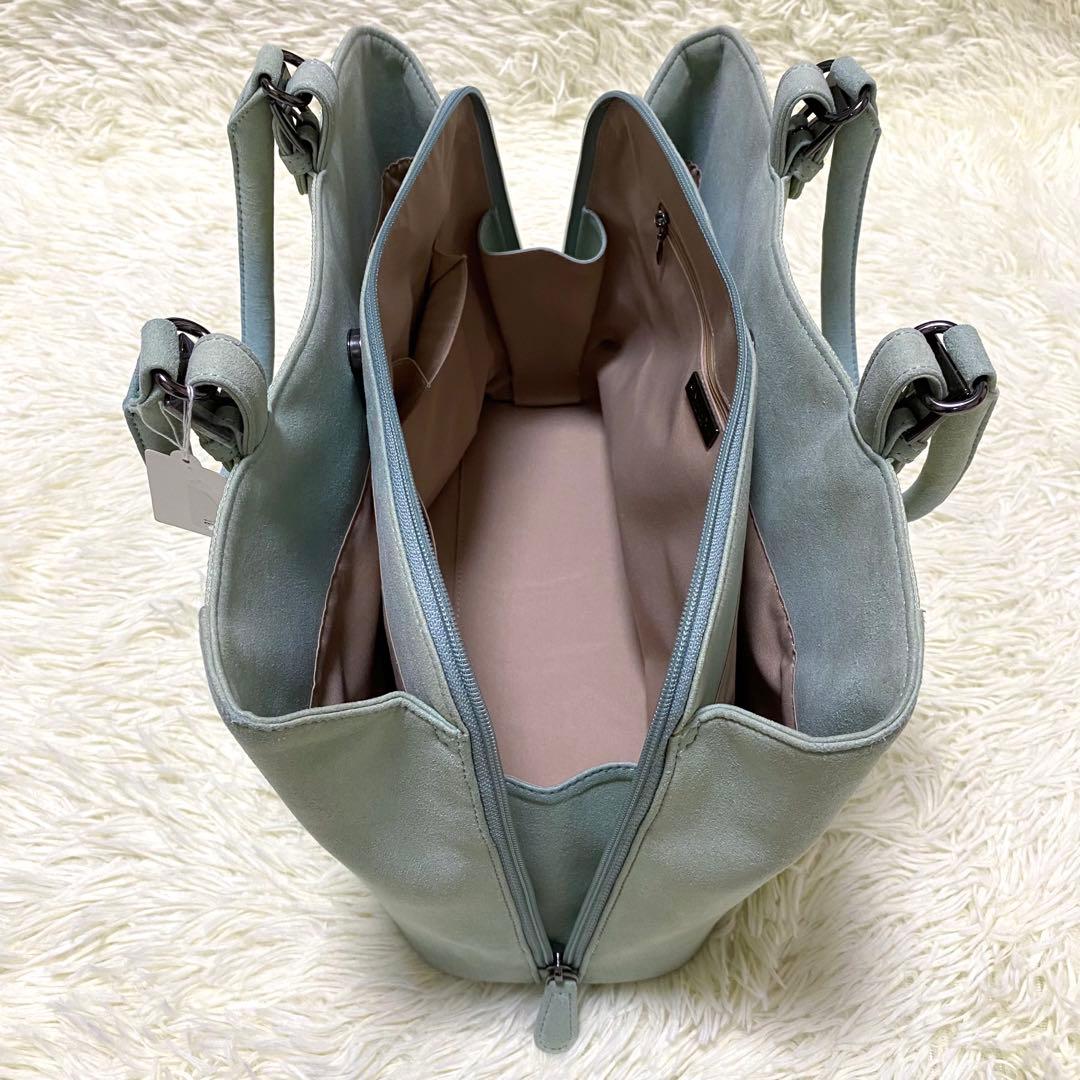 未使用品　OKAJIMA 和装バッグ 逸品 孔雀 草花 金彩 縮緬 正絹