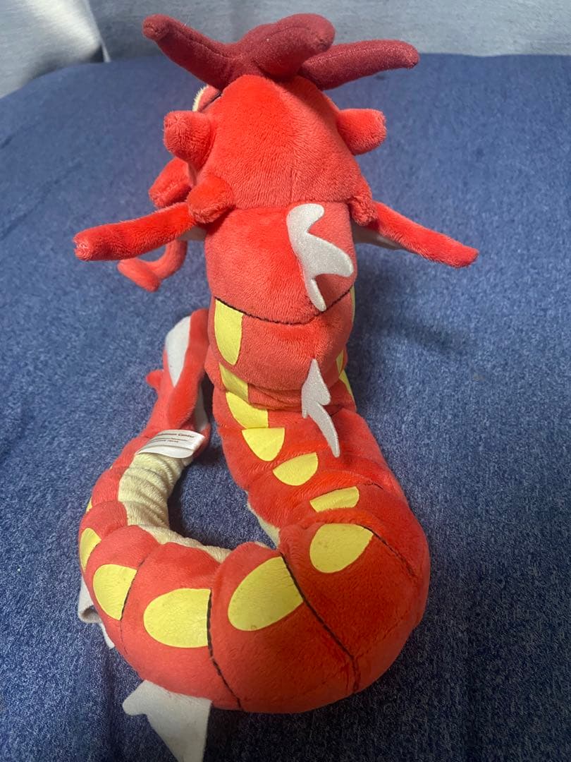 赤いギャラドス ぬいぐるみ