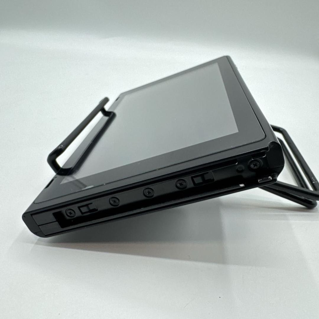 Nintendo Switch　本体　旧型　任天堂　2017年製