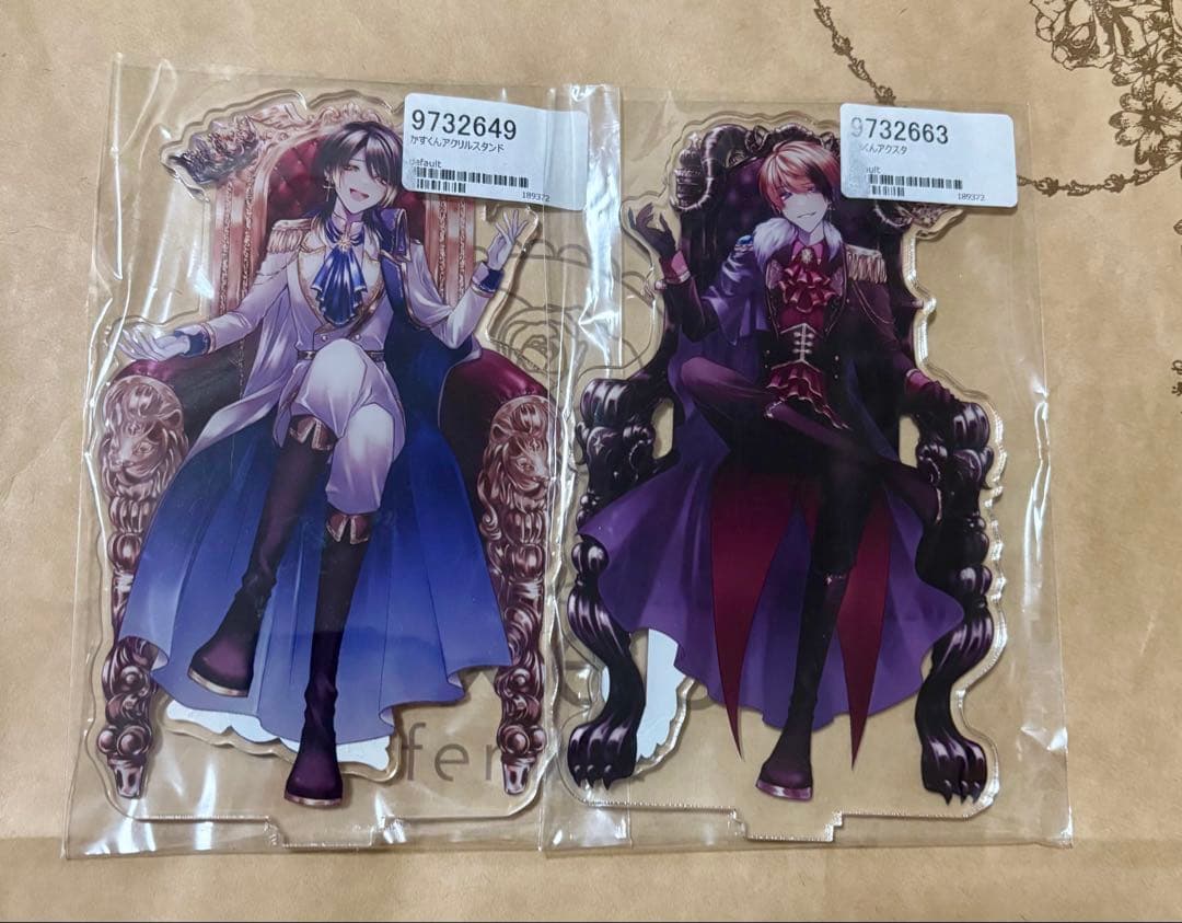 かすりっひ アクリルスタンド アクスタ 🩶🖤『かすりっひ』グッズ販売決定しました⟡.· 描き下ろしアクスタ