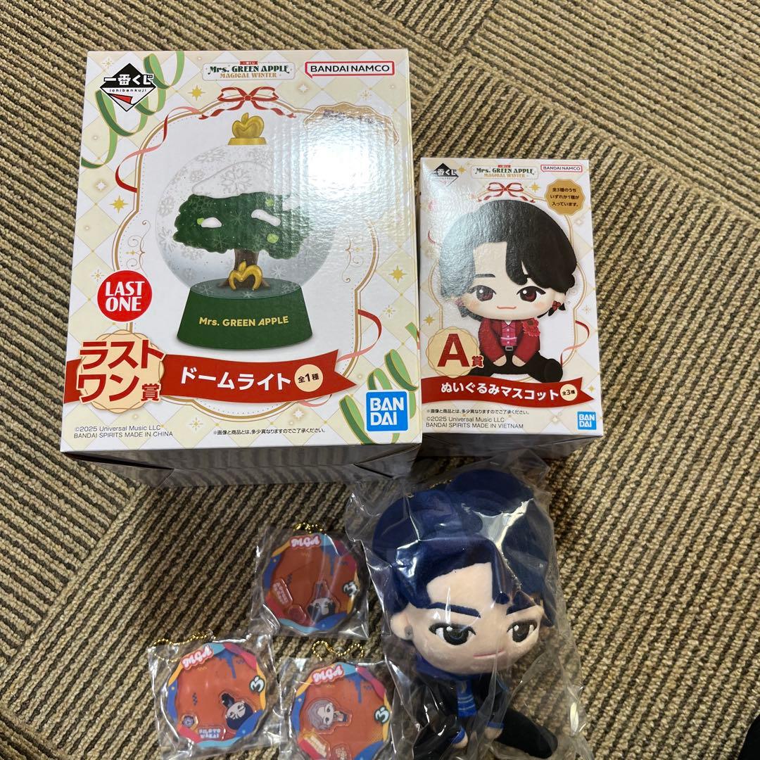 Mr. GREEN APPLEドームライト＆ぬいぐる&アクリルチャーム3点