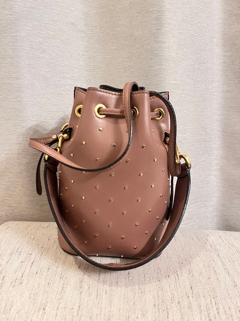 FENDI モントレゾール　ショルダーバッグ ピンク