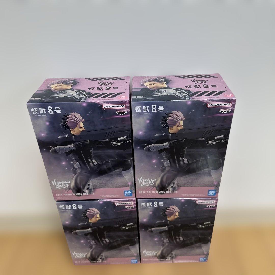 怪獣8号 鳴海弦 フィギュア　4体セット