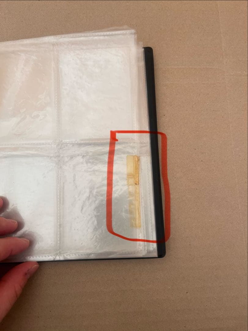 ムシキングのカード127枚と何かの特典のカード4枚とカードケースとシールのセット