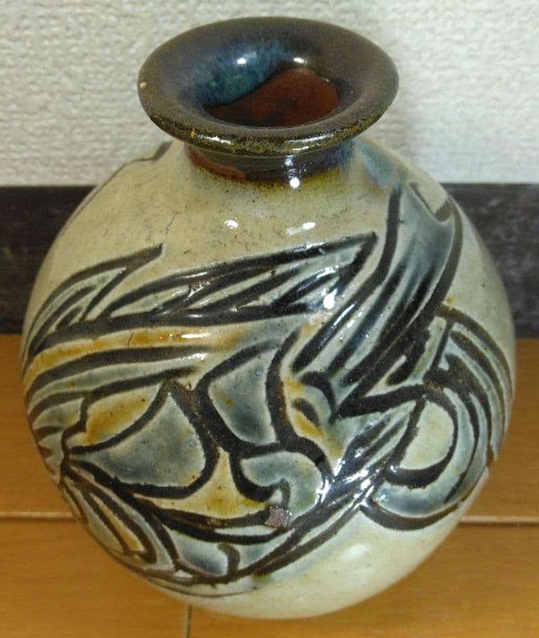 人間国宝 金城次郎 壷屋焼 花瓶 栞 共箱 壺屋焼 やちむん 珍品上作花瓶 美品