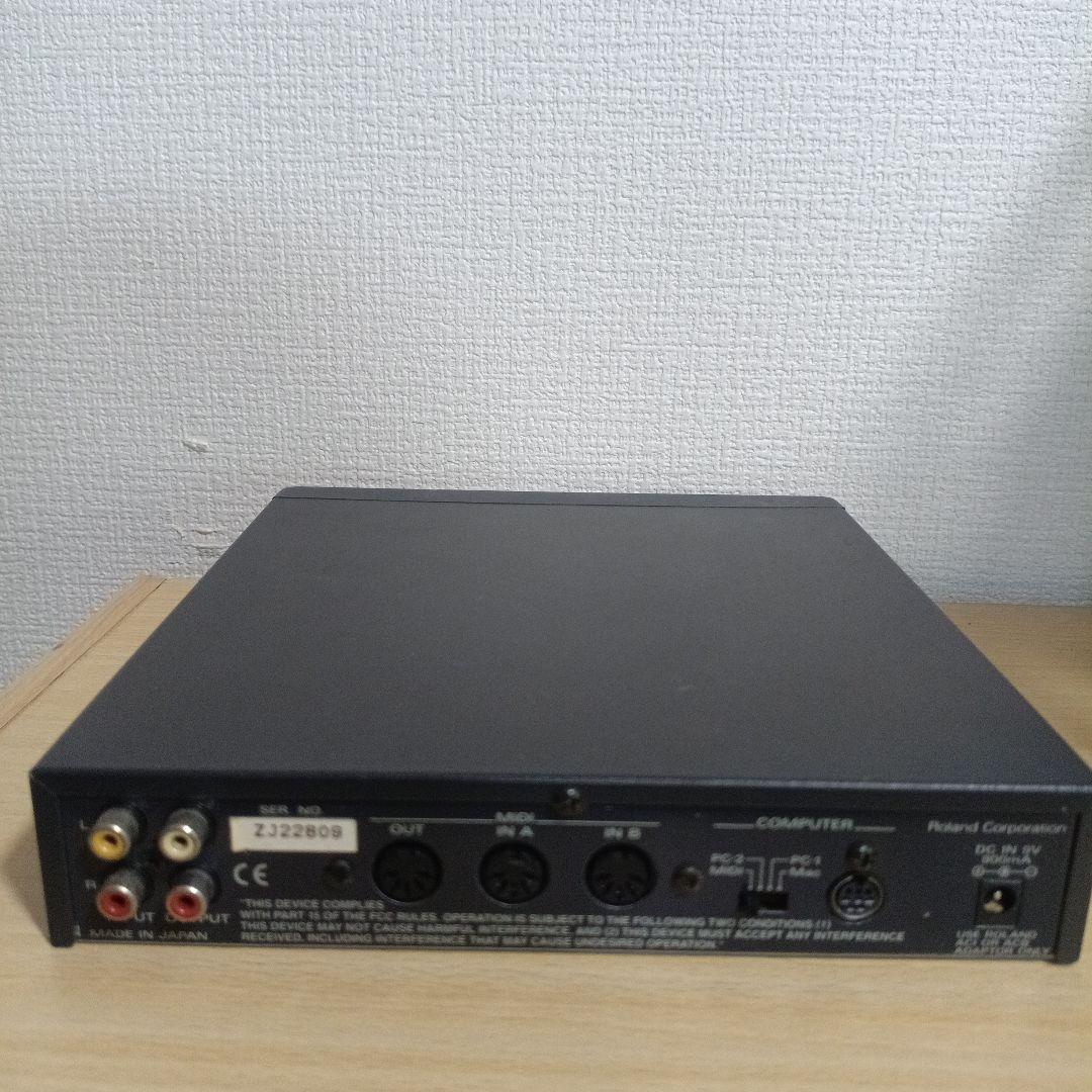 Roland SC-88ST 本体、電源ケーブル