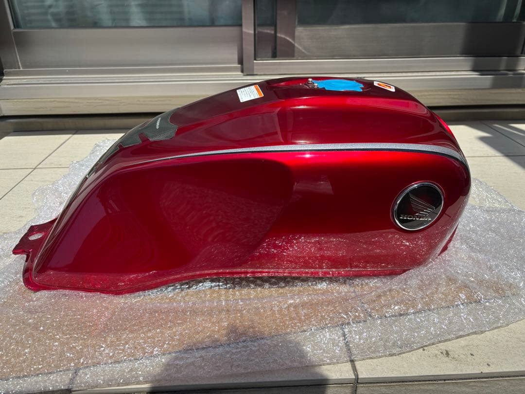 ホンダ CB1100 タンク　キャンディーグローリーレッド 楽天市場】CB1100 汎用ビキニカウルタイプR キャンディーグローリー