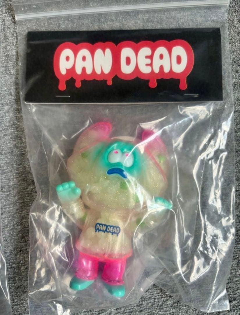 PANDEAD 2023年 蓄光 VINYLコラボ パンデッド 2体セット