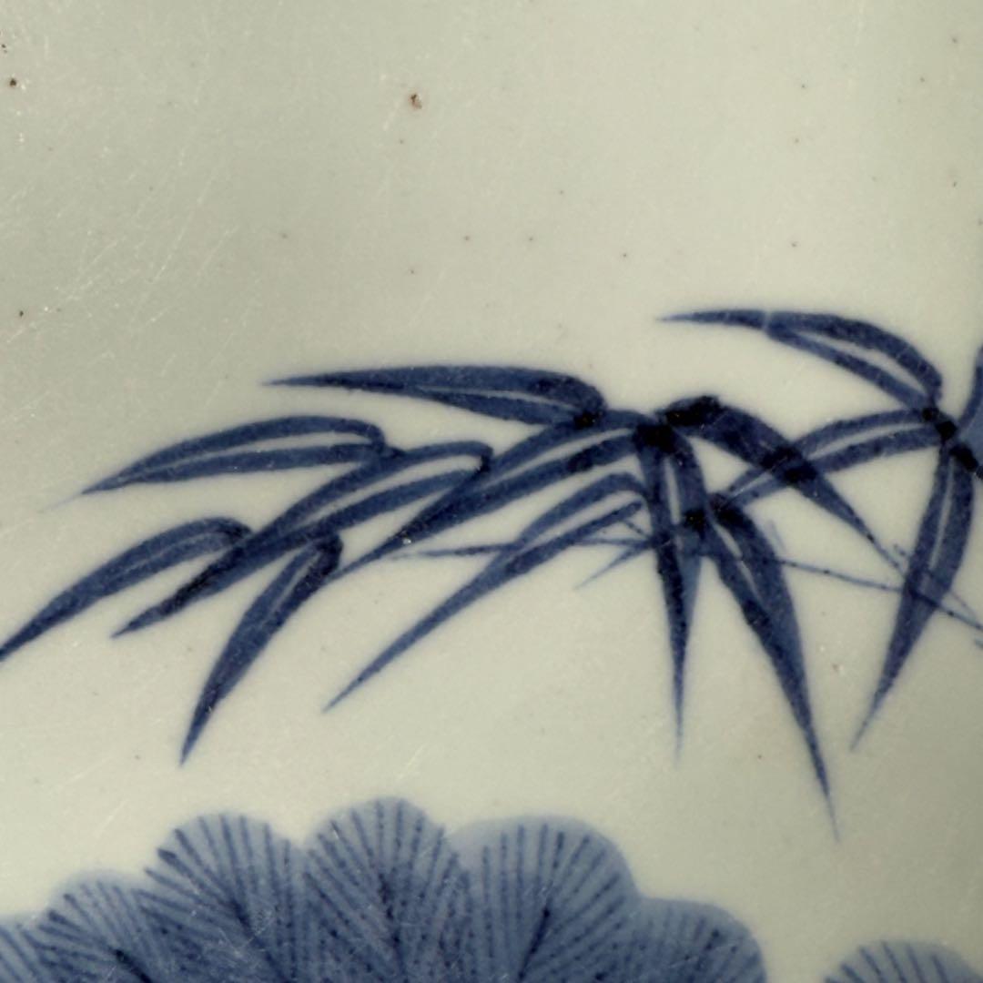 江戸後期 染付松竹梅大皿 後期鍋島 三方兜唐花文 高台櫛目文 桐箱付