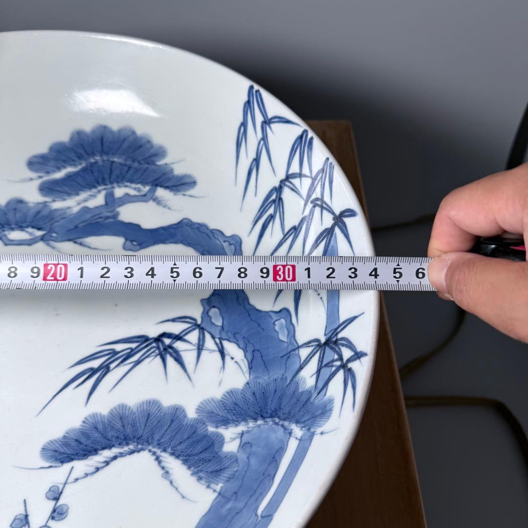 江戸後期 染付松竹梅大皿 後期鍋島 三方兜唐花文 高台櫛目文 桐箱付