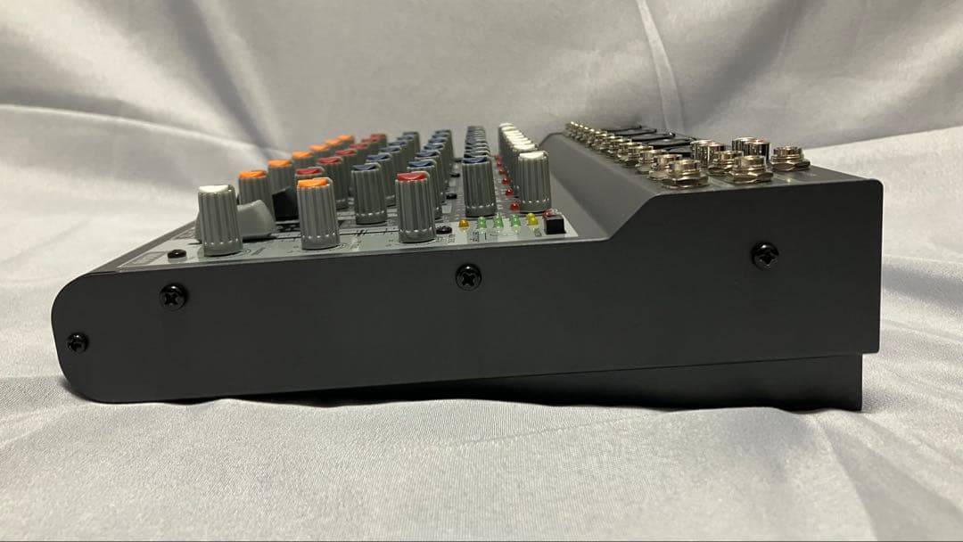 Behringer XENYX 1002B 10ch アナログミキサー 元箱あり