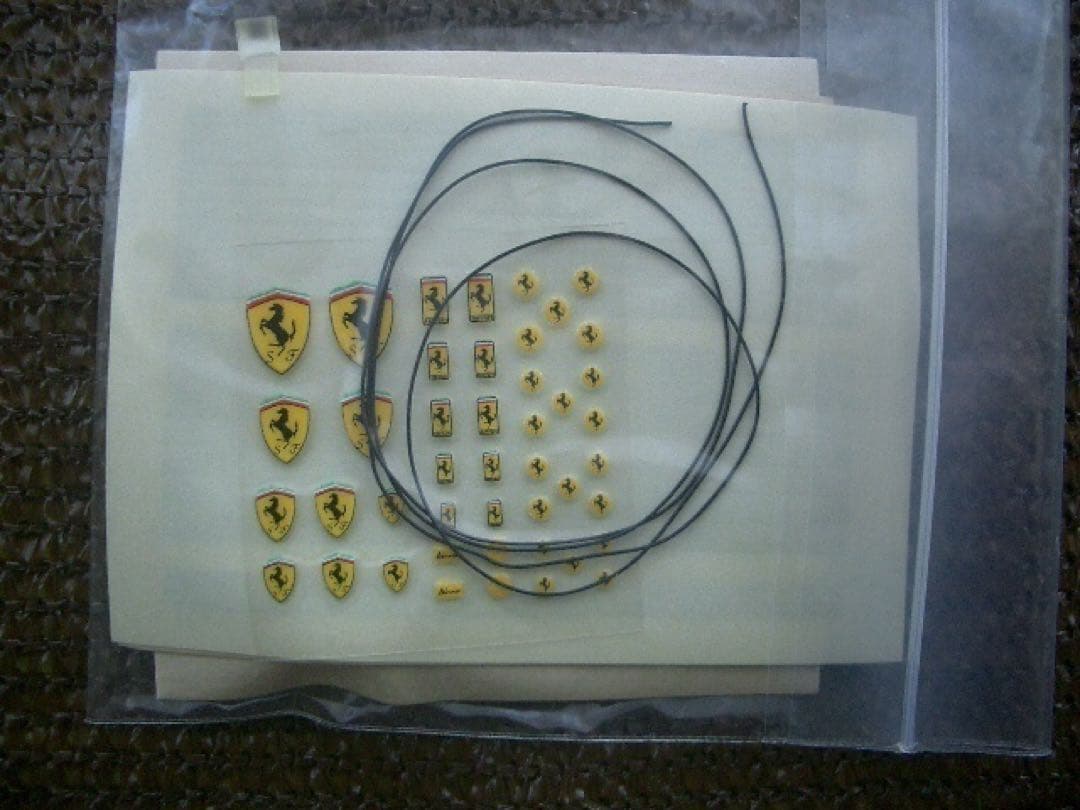 1/20 MFH フェラーリ 156/85 マルボロデカール付き