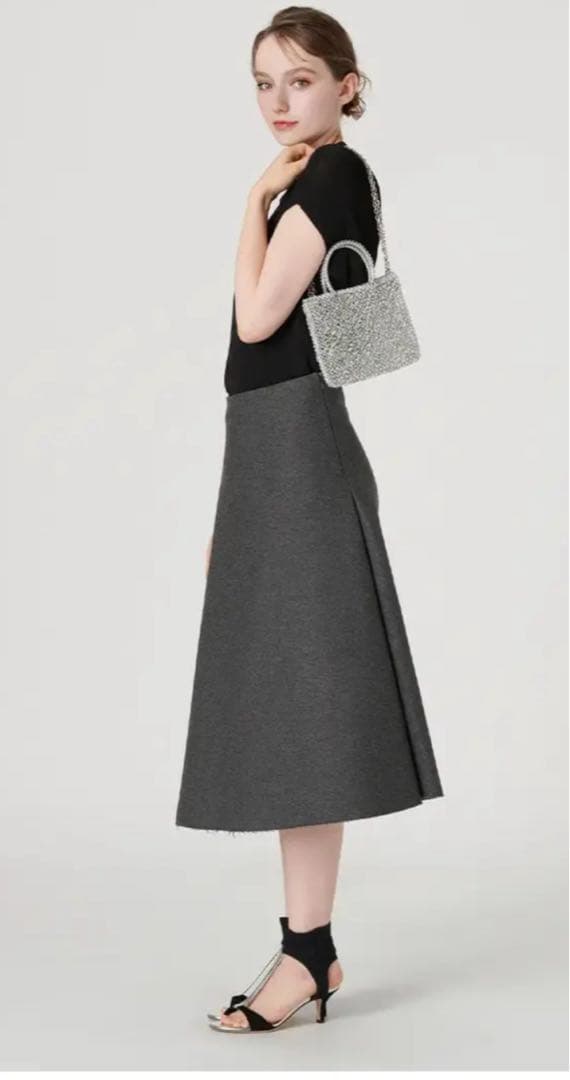 アンテプリマ　シルバー ワイヤーパーティーバッグ