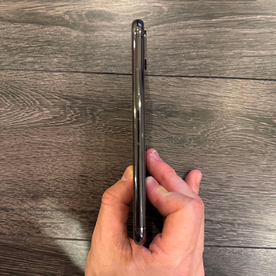 iPhone Xs 64GB スペースグレイ 本体のみ