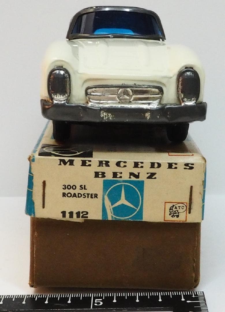 旭玩具【メルセデス ベンツ300SLロードスター白】ブリキtin car【箱付】