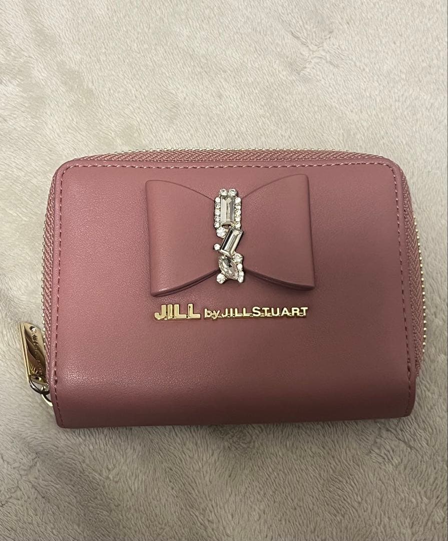 JILL by JILL STUART 二つ折り財布 ピンク - メルカリ