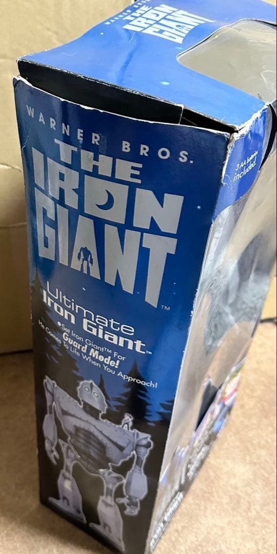 絶版　アイアン・ジャイアント ライト＆サウンド トーキング巨大フィギュア