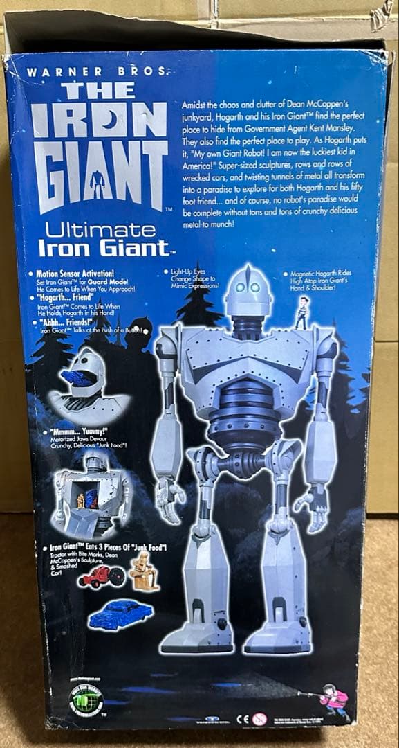 絶版　アイアン・ジャイアント ライト＆サウンド トーキング巨大フィギュア