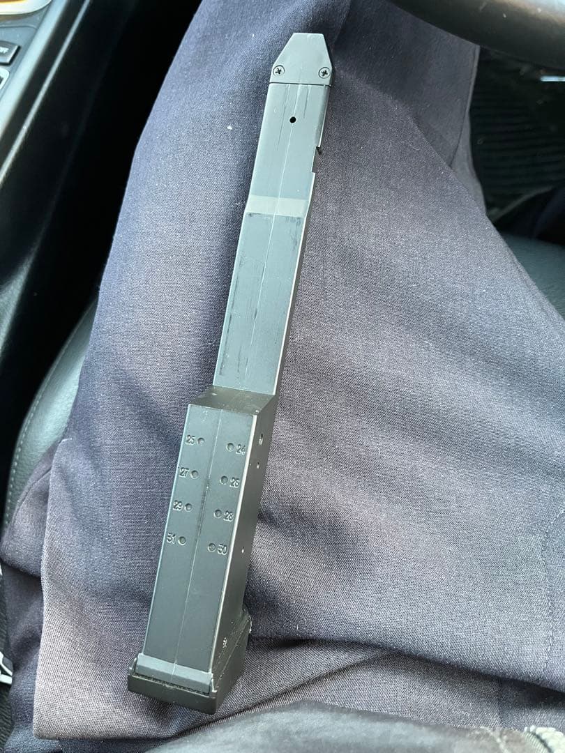 東京マルイ 電動GLOCK18C フルセミオート　美品　オマケ100連マガジン付